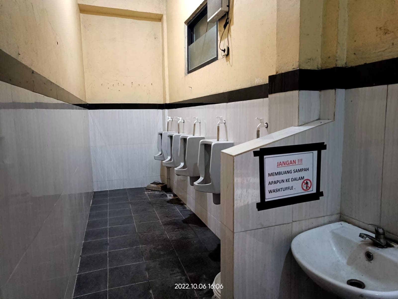 Kamar Mandi/WC Bersih